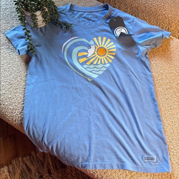 NWT Life Is Good Sky Blue Tee with Heart Sun and Wave - Picture 1 of 7